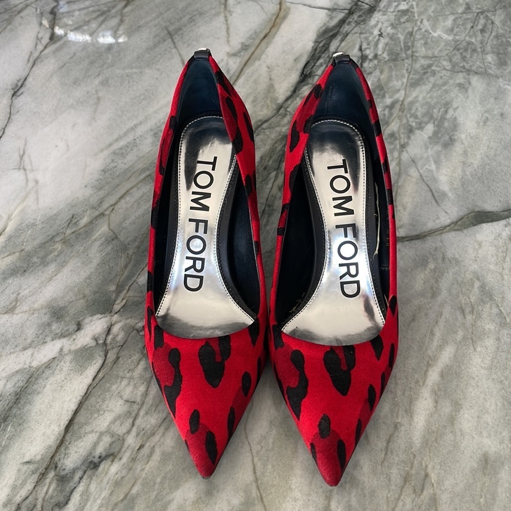 Tom Ford velvet heels size 6